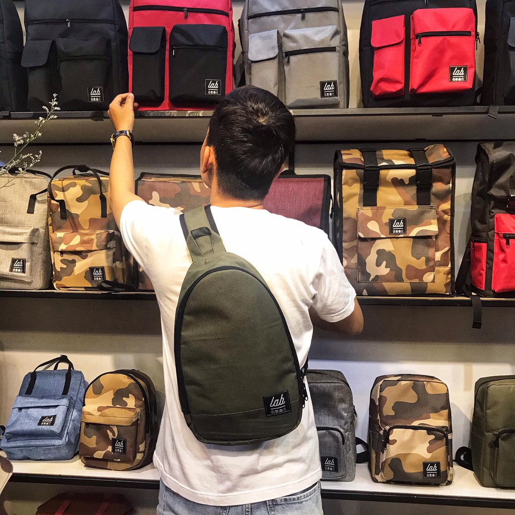 [Mã SKAMA06 giảm 8% TỐI ĐA 50K đơn250K] BALO ĐEO CHÉO CURVEY - 7 COLORS | BigBuy360 - bigbuy360.vn