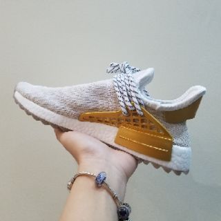 Giày sneaker human gold màu vàng cao cấp