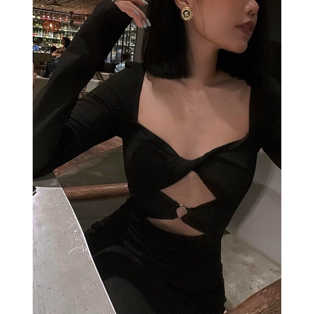 ĐẦM TD KHOÉT NGỰC KHOEN TRÒN 2M