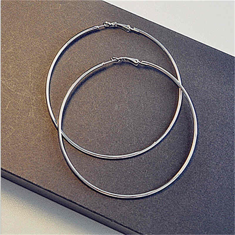 Khuyên Tai Dạng Vòng To Thời Trang Dành Cho Nữ