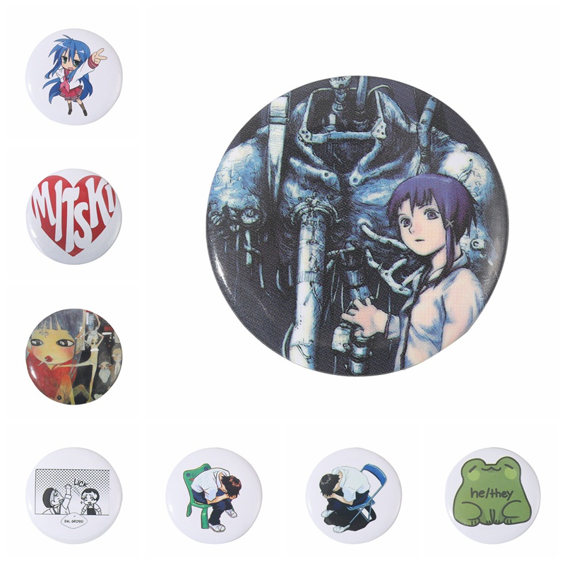 Huy hiệu cài áo QIHE JEWELRY bằng kim loại in hình hoạt hình dạng nút bấm mềm mại sáng tạo