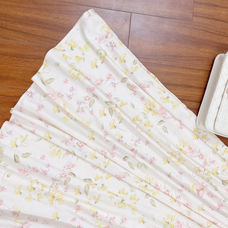 Đầm Hoa Vàng Cổ Vest Nàng Thơ