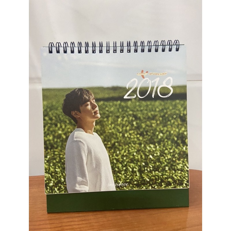Để bàn 2018 Lee Min Ho