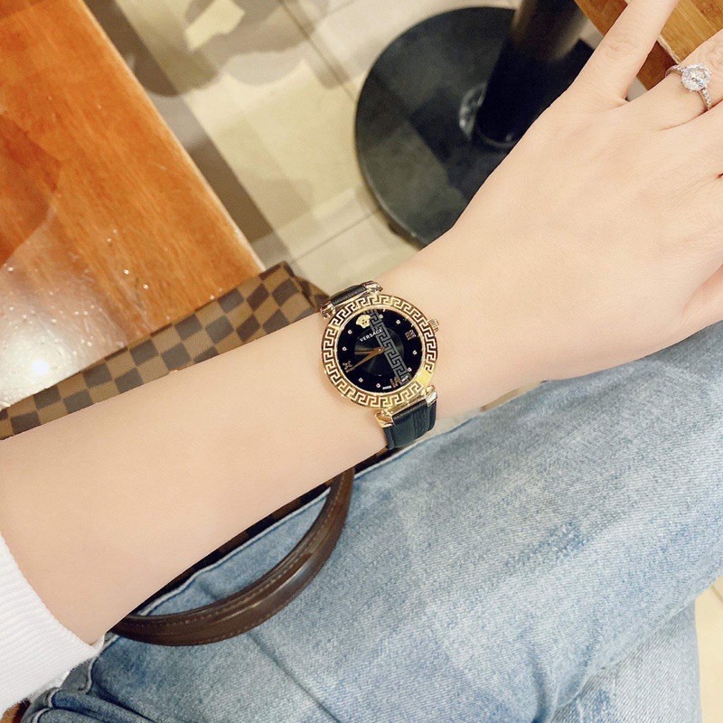 Đồng hồ nữ Versace daphnis dây da black - vẻ đẹp của quý phái, sang trọng ♥️