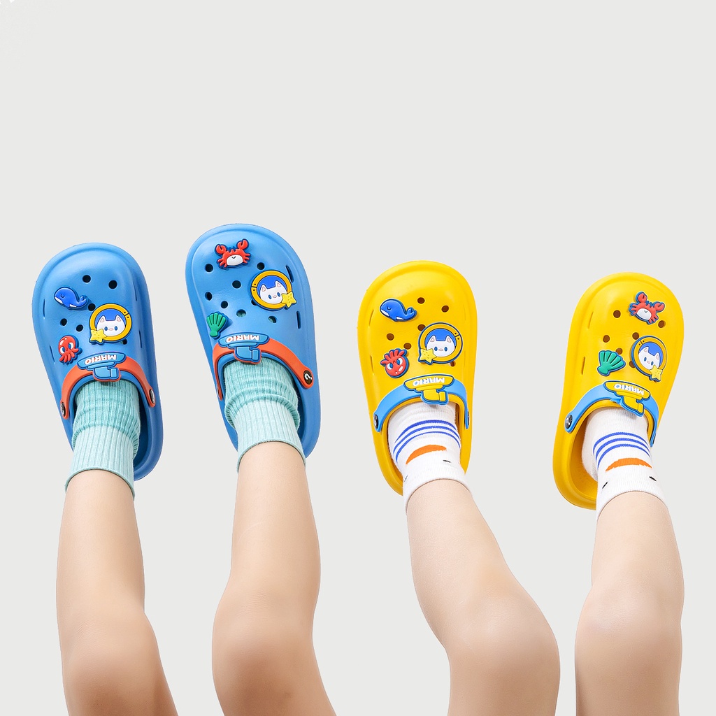 Dép CHEERFUL MARIO đi trong nhà đục lỗ cho trẻ em hoạt hình dễ thương