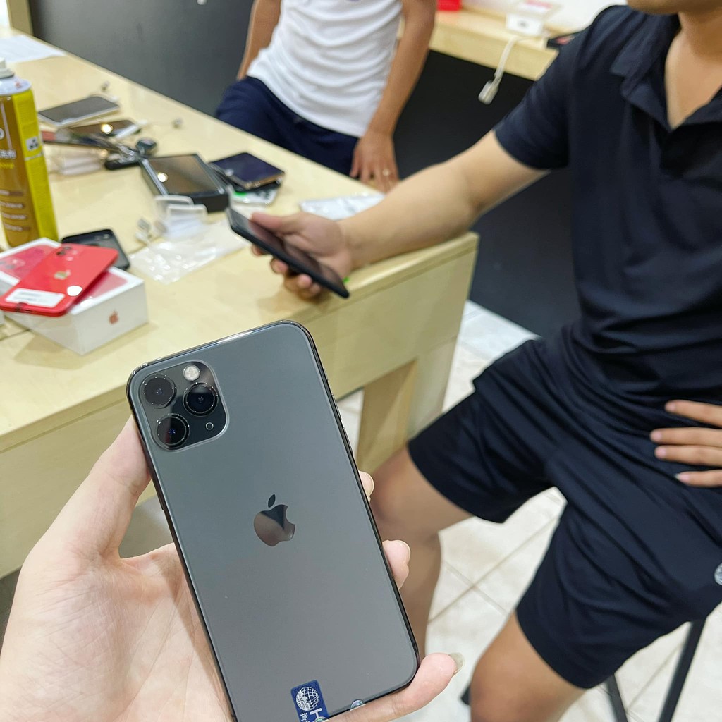 Điện thoại iphone 11 pro max bảo hành 12 tháng toàn quốc