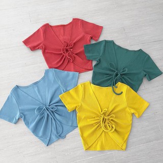 Áo Croptop Nơ Khoen Tròn