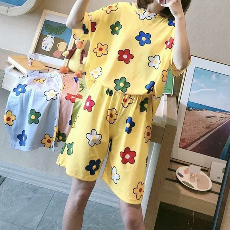 Bộ Đồ Ngủ 2 Món Áo Tay Ngắn Phối Quần Short In Hoa Dễ Thương Thời Trang Mùa Hè Cho Học Sinh