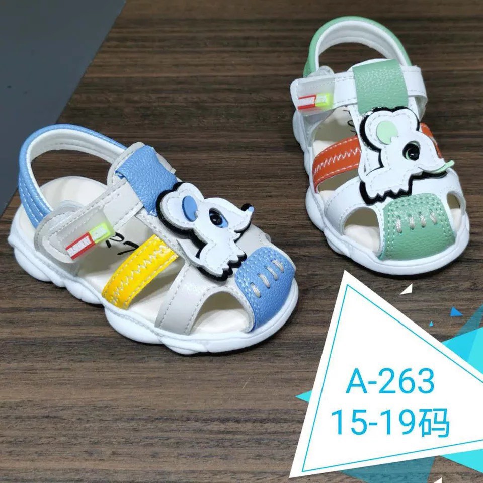 (A-623)-(A-215)-Giày sandal mũi bít bé trai và bé gái, đế gấu mềm, họa tiết voi, phối màu tinh tế, êm chân, nhiều màu A
