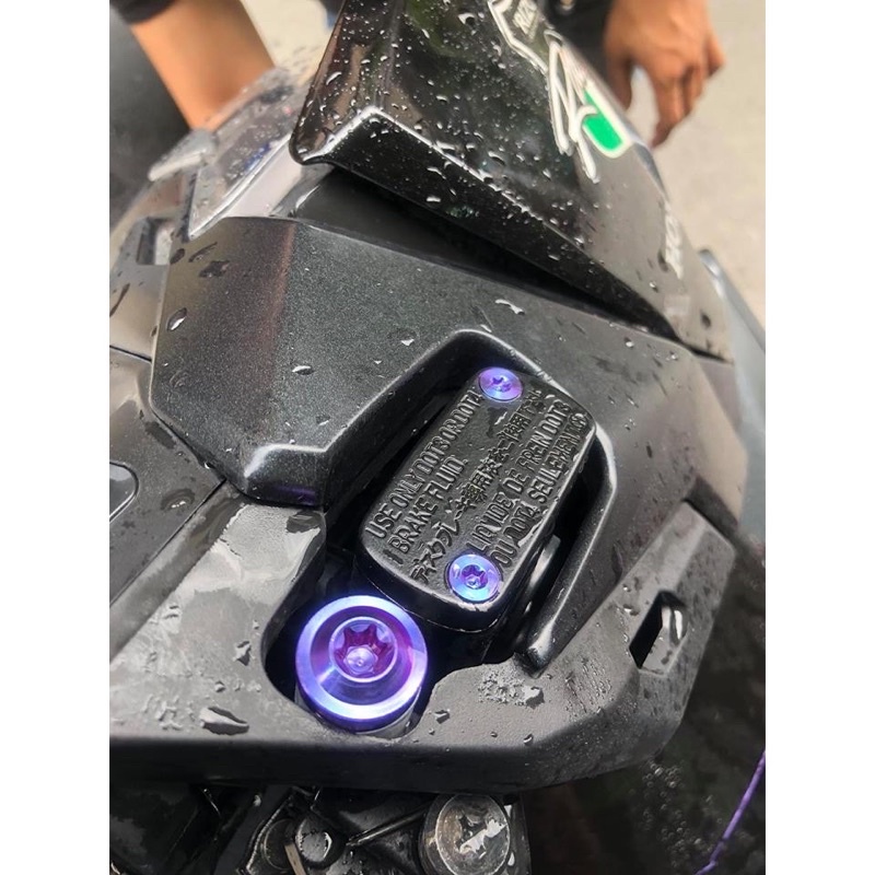 Ốc kiếng gr5 gắn cho vario vistion ab - đồ chơi xe máy