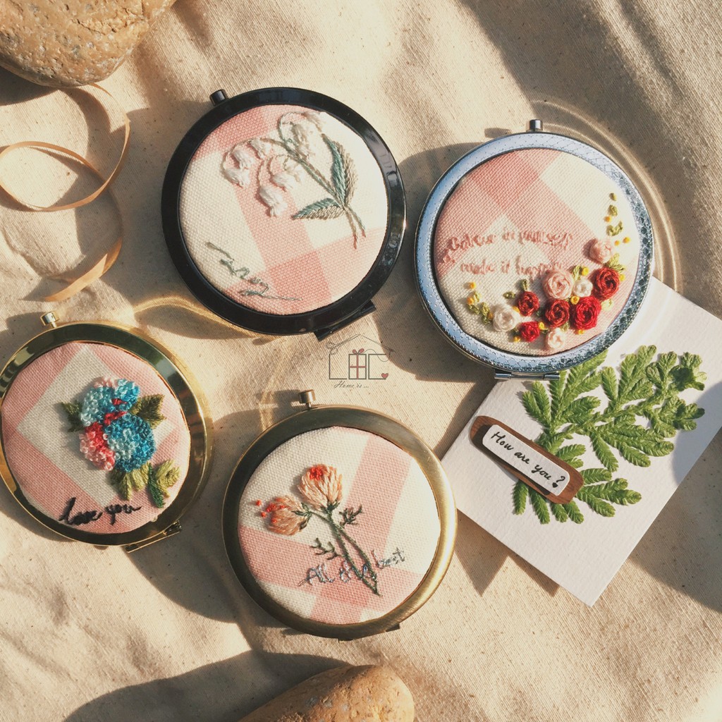 Gương cầm tay Thêu Handmade  - LỘC Homeis