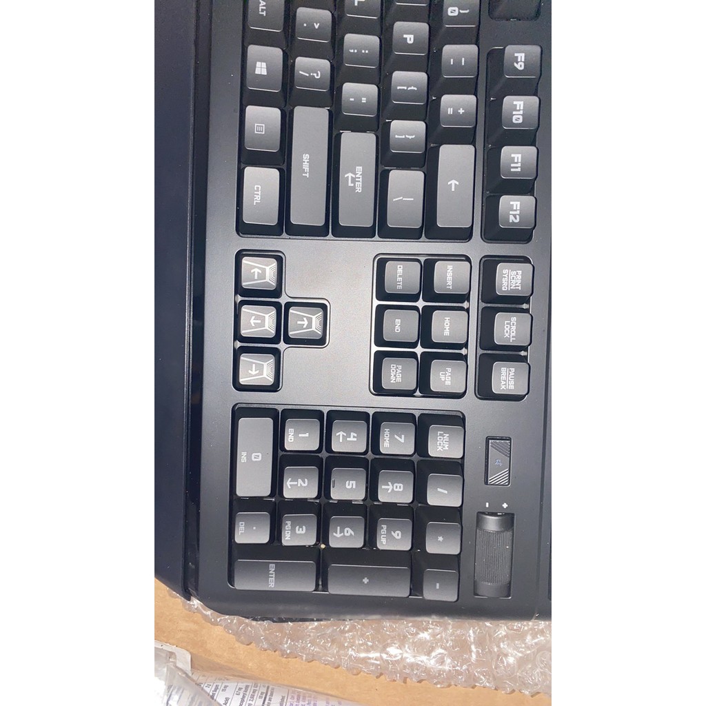 Bàn Phím Cơ Logitech G910 Orion Spectrum RGB