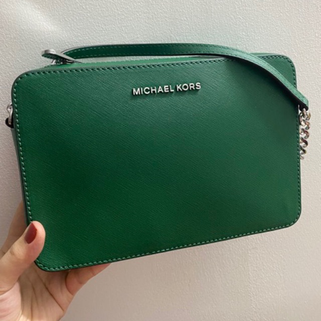 ..........................Túi MK sz 24/27cm ,dây đeo chéo,da xước ,bền ,sang........................