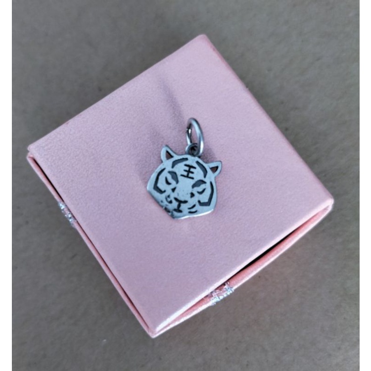 Charm bạc 925 hình giáp dần vĩnh viễn bảo hành