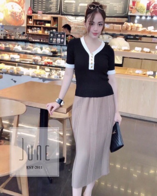 Áo len montoghi khuy ngực hàng đẹp QC