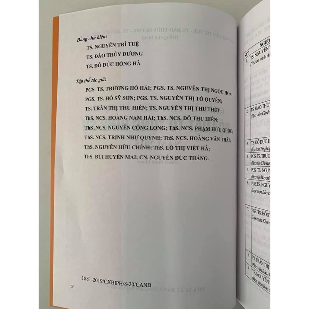 Sách - Chỉ Dẫn Tra Cứu Áp Dụng Bộ Luật Tố Tụng Hình Sự Năm 2015