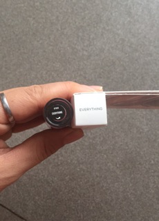 Son kem Bare Minerals màu Everything (2ml) - USA