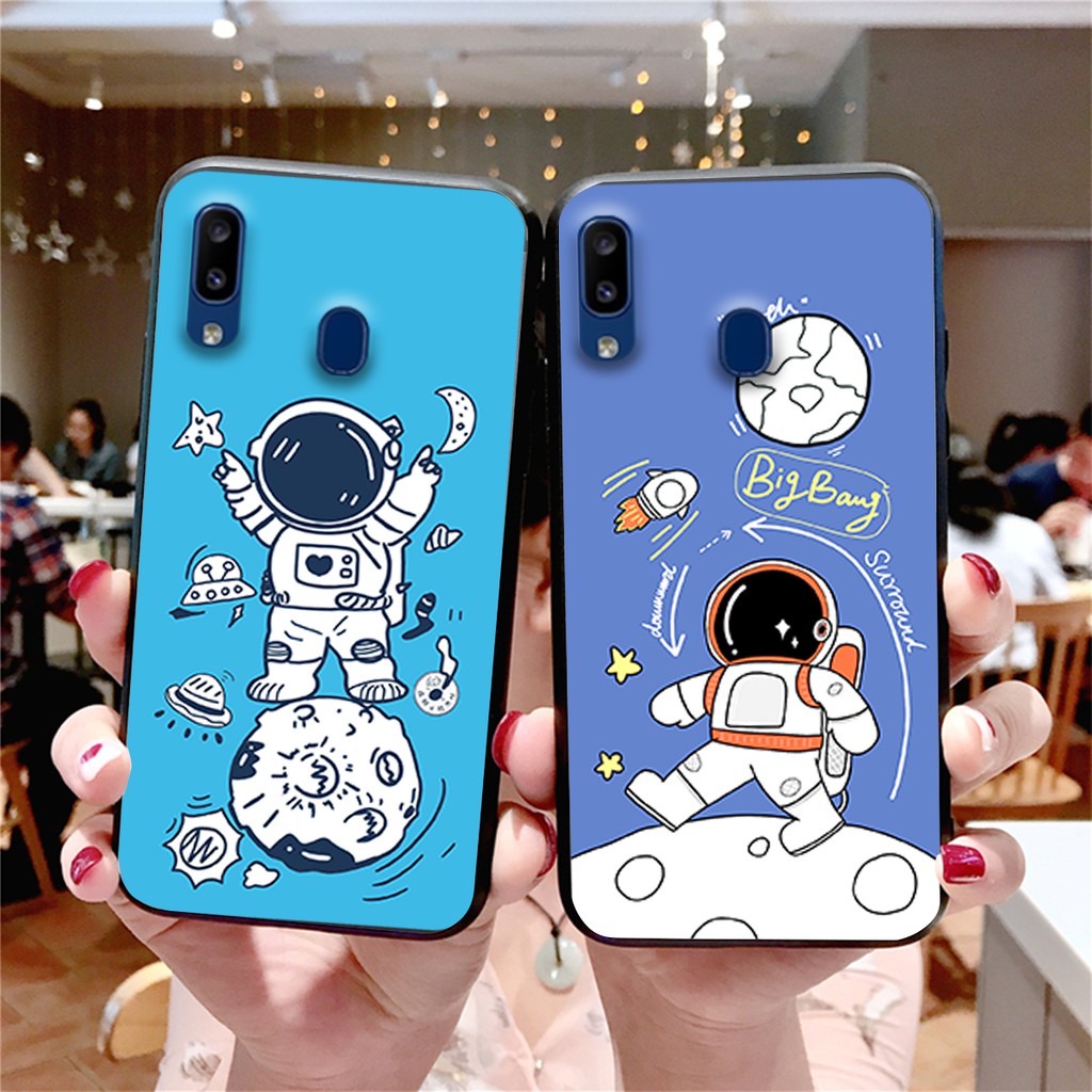 ỐP LƯNG SAMSUNG M20/M30 IN HÌNH NHÀ PHI HÀNH GIA CỰC ĐÁNG YÊU-GIÁ CỰC SỐC