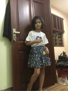 CHÂN VÁY XOÈ BÉ GÁI ( CÓ QUẦN ĐÙI BÊN TRONG)
