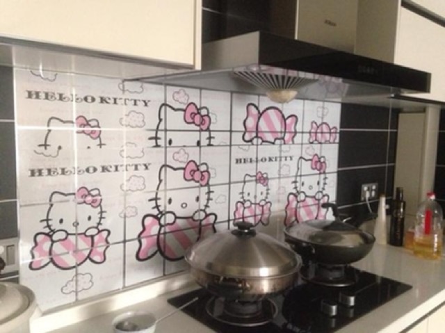 DECAL DÁN TƯỜNG CHỐNG DẦU HELLO KITTY