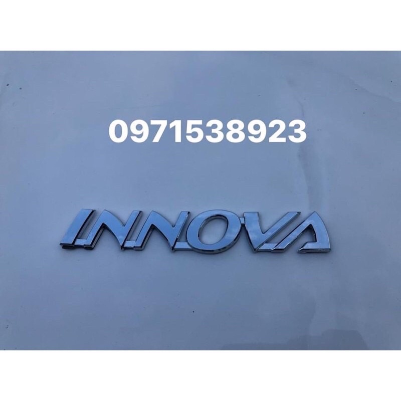 Logo chữ nổi TOYOTA INNOVA 2.0 G E dán đuôi xe