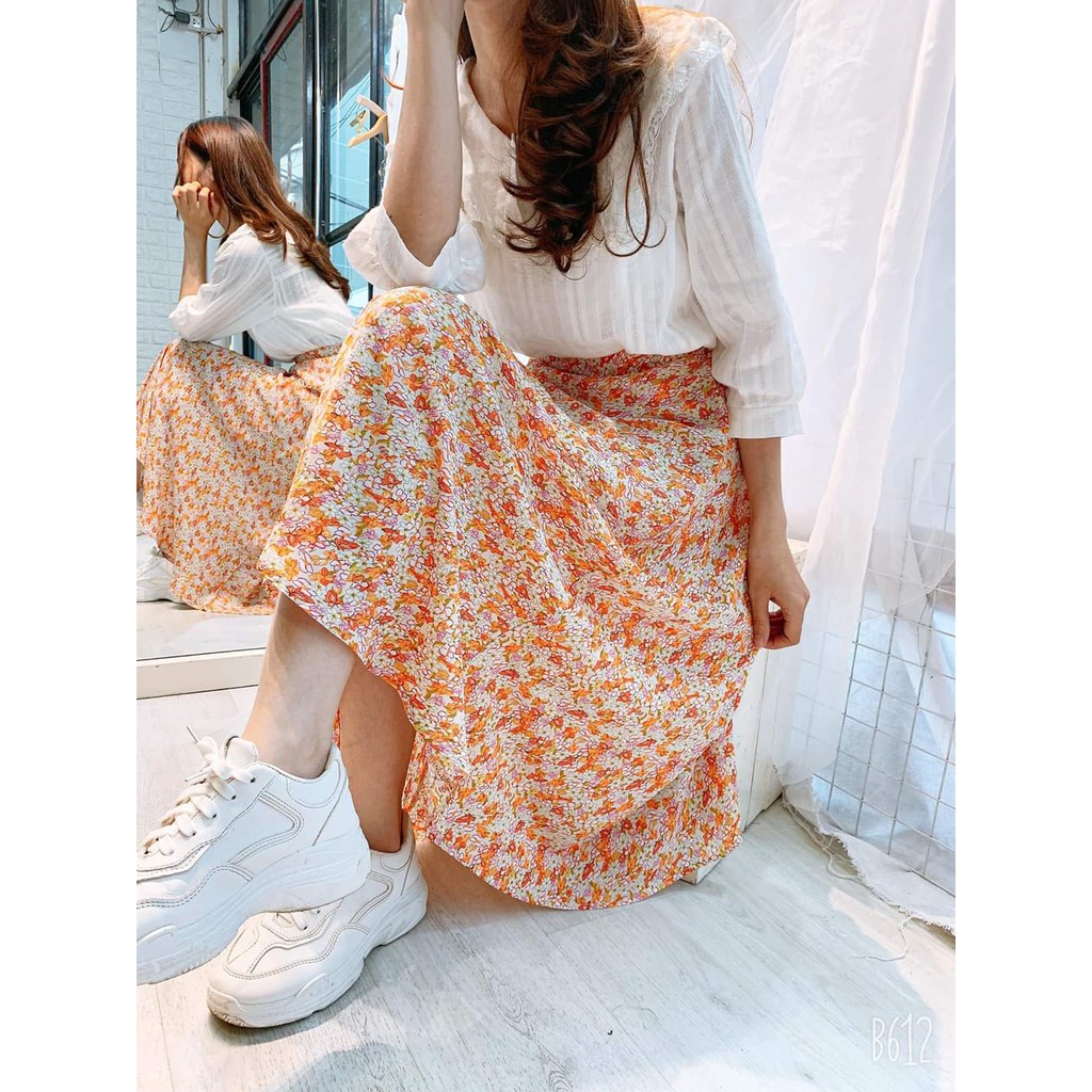 Chân váy hoa nhí cực xinh xắn