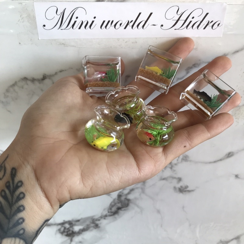 Mô hình bể cá mini tí hon dùng cho trang trí nhà búp bê tỉ lệ 1/8 1/12