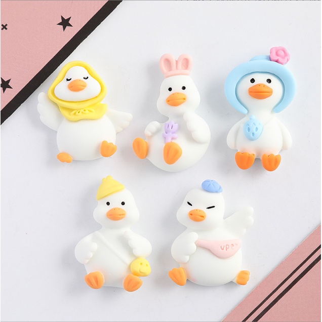 Charm vịt trắng tinh nghịch dễ thương cho các bạn trang trí kẹp tóc, dán Jibbitz, vỏ ốp điện thoại, DIY