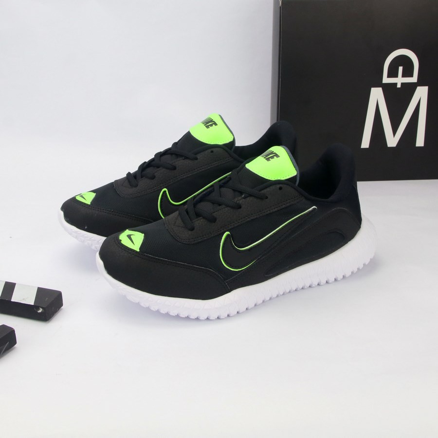 Giày sneaker GN305 thể thao đen móc xanh dương siêu bền siêu rẻ Gấu Nâu | BigBuy360 - bigbuy360.vn