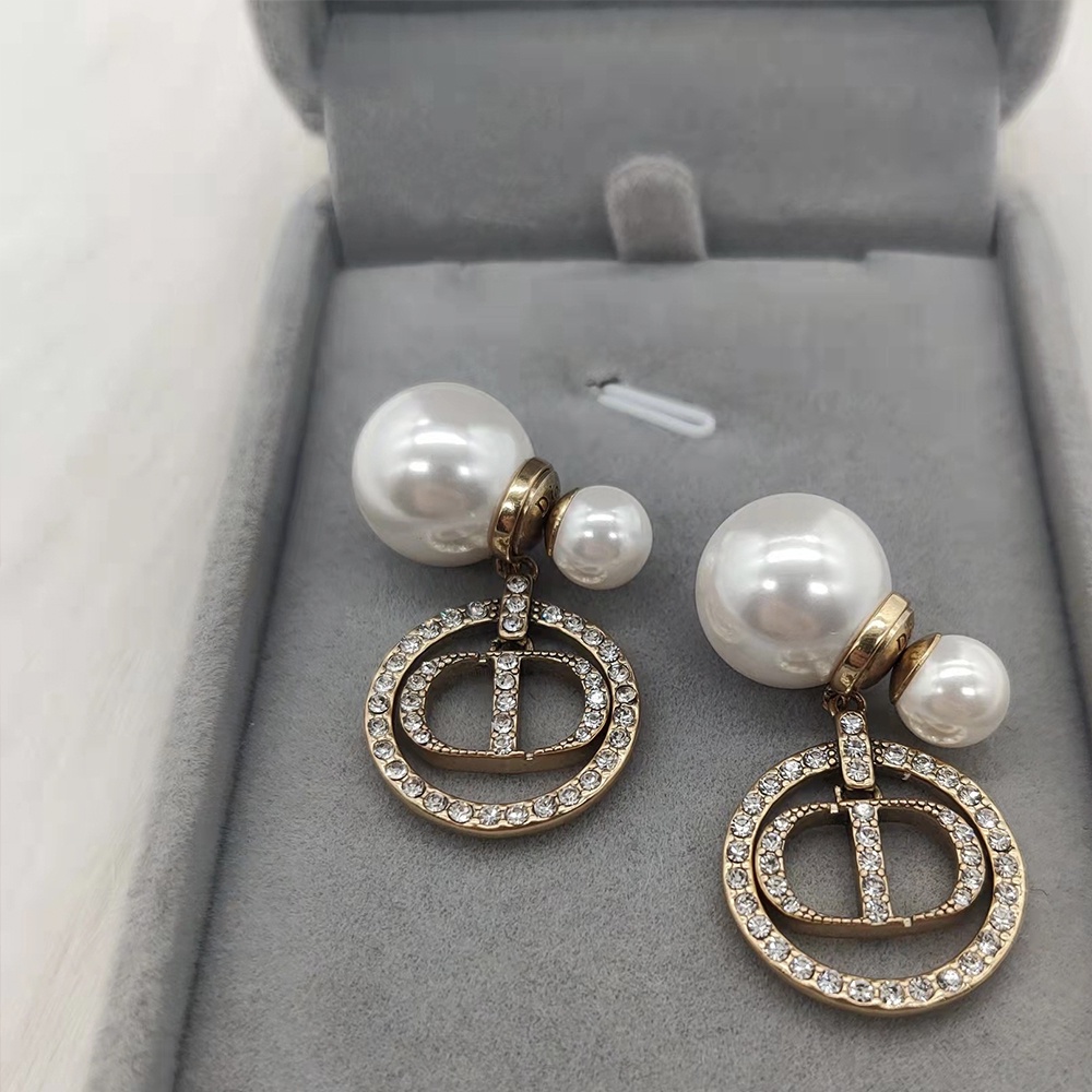 Bông tai nữ thương hiệu CD ngọc trai nhân tạo thả đính đá lấp lánh TB462