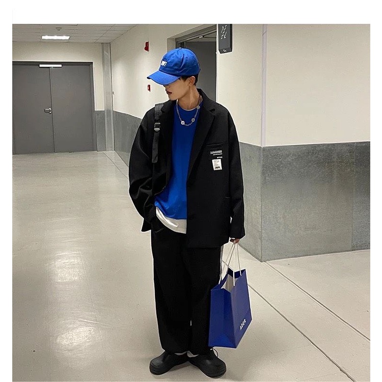 ÁO KHOÁC BlAZER FORM RỘNG T-A-N phong cách Hàn Quốc AV02 thời trang unisex size nam nữ dể phối đồ màu den in ngực