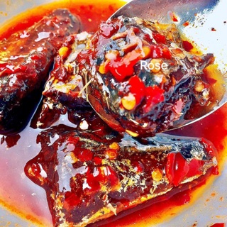 cá hộp Thái Lan ( cá kho ớt )