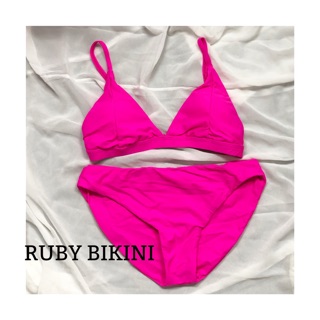 Bikini basic tam giác