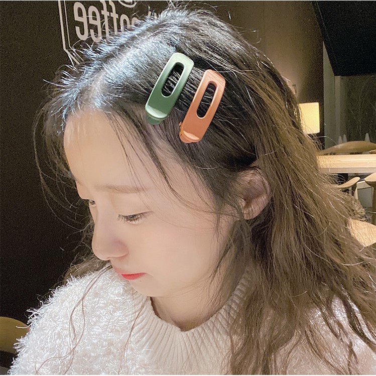 Kẹp tóc bấm chữ nhật tròn nhiều màu đơn giản dài 11cm K139