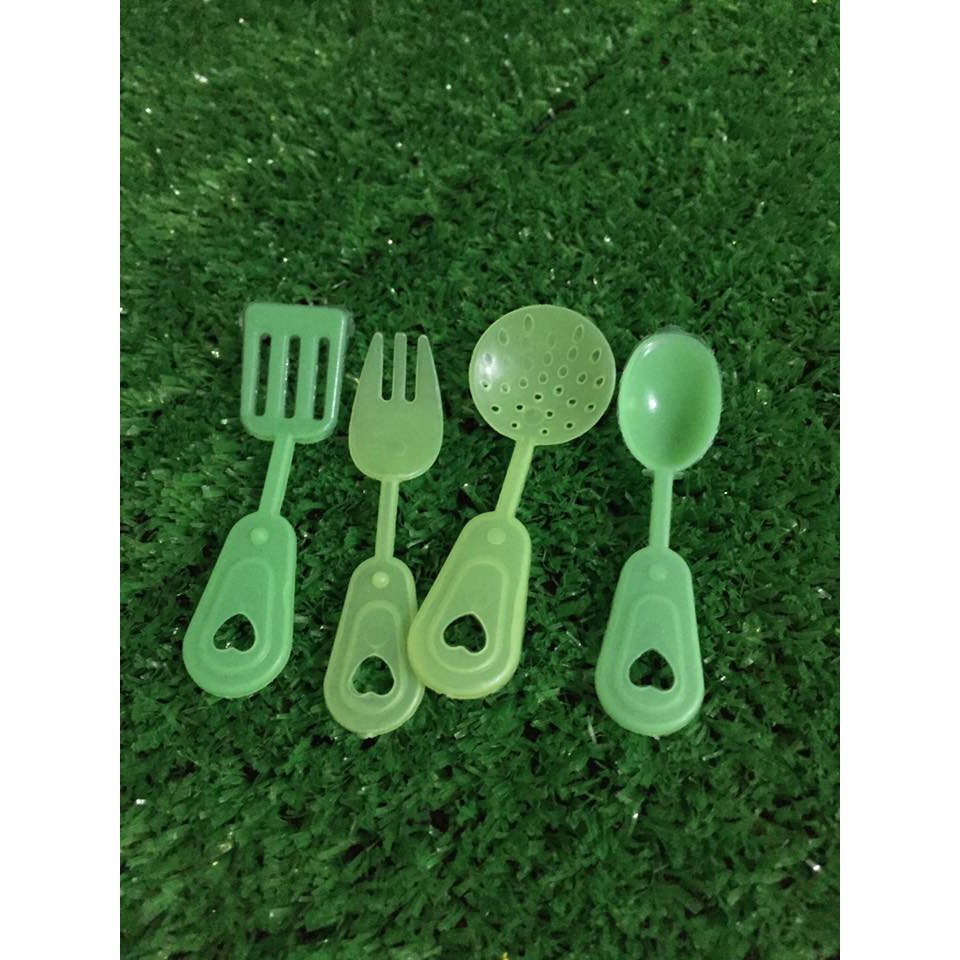 Đồ chơi búp bê - Chén bát dĩa, ly, bộ ấm trà, xoong chảo - vật dụng nhà bếp cho búp bê