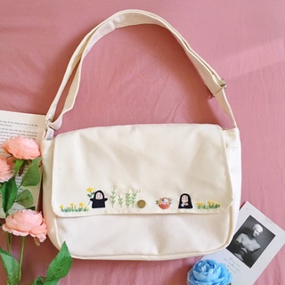 Túi vải canvas đeo chéo thêu tay hình vô diện phong cách unisex