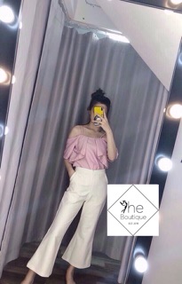 Set áo hồng quần loe trắng