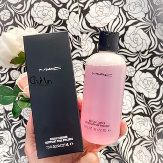 Nước Giặt Cọ Trang Điểm MAC Brush Cleanser 235ml