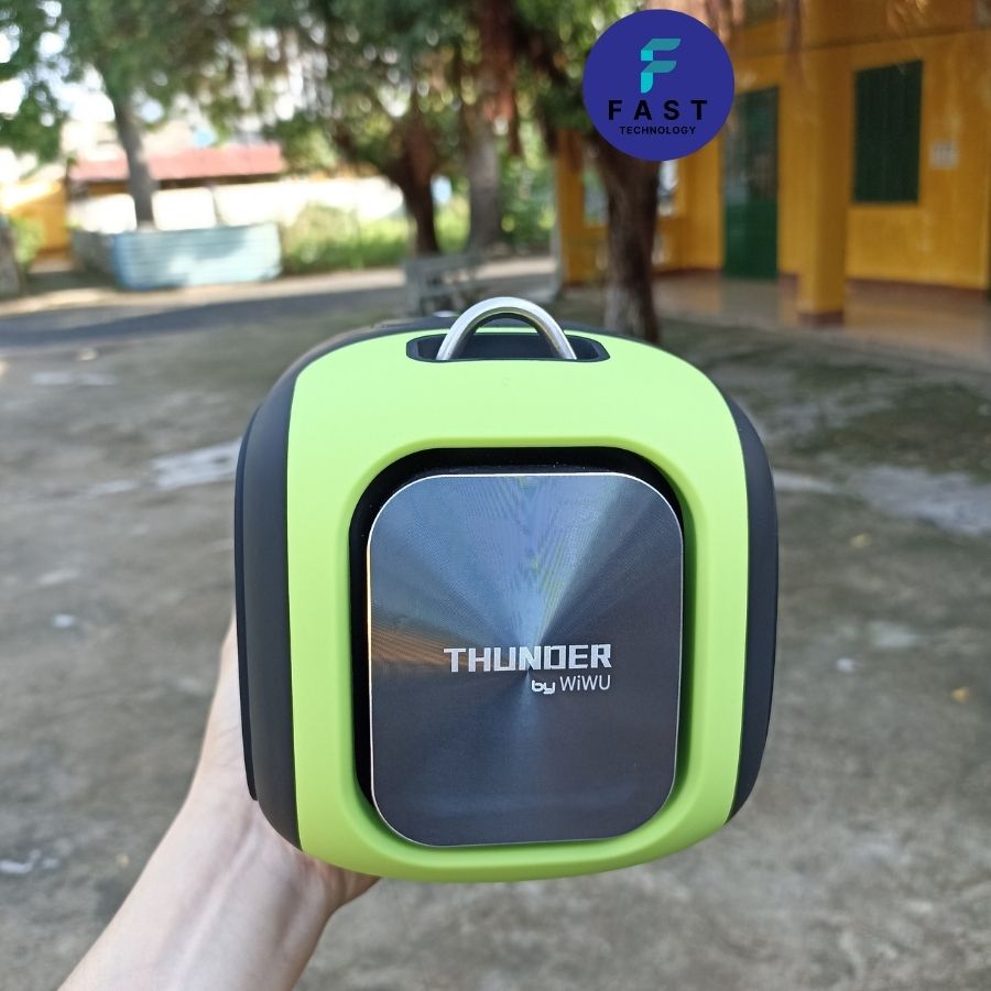 Loa bluetooth karaoke di động Thunder P16 công suất 55w by Wiwu chính hãng