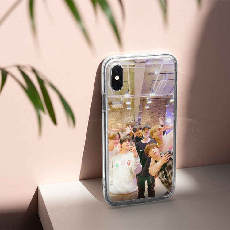 Ốp Iphone Nhóm Bts Chụp Ảnh Tự Sướng 7/7Plus/8/8Plus/X/Xs/Xs Max/11/11 Promax/12 /12 Pro Max Lpc16120477