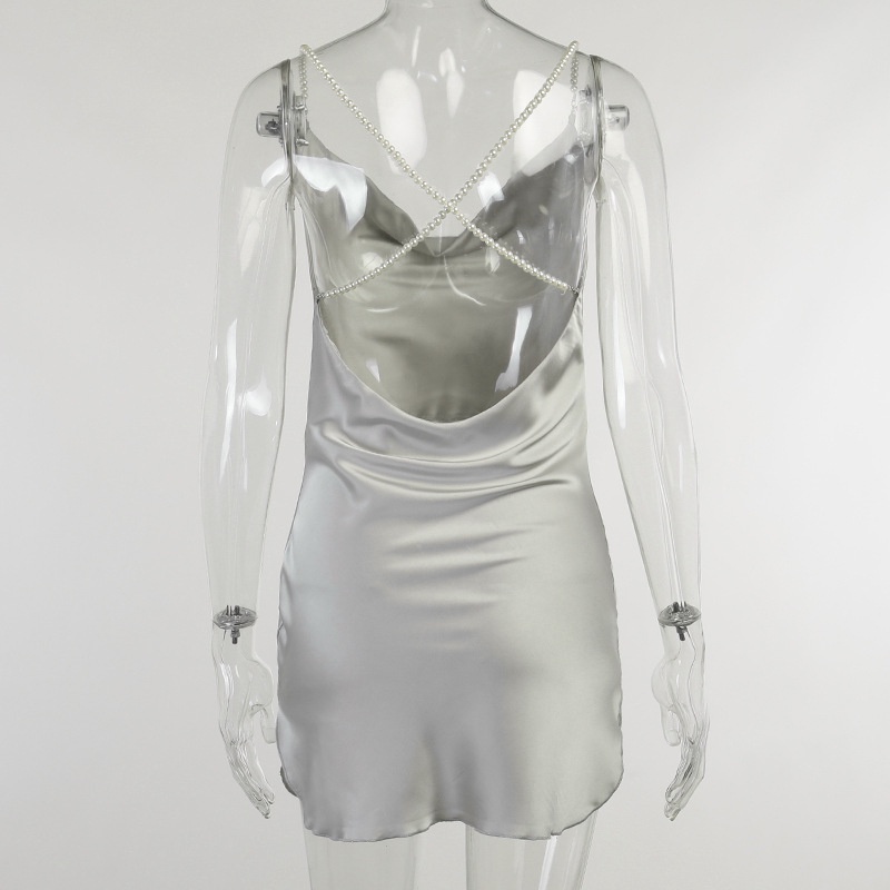 Đầm Mini Hở Lưng Phối Dây Ngọc Trai Xinh Xắn Dành Cho Nữ