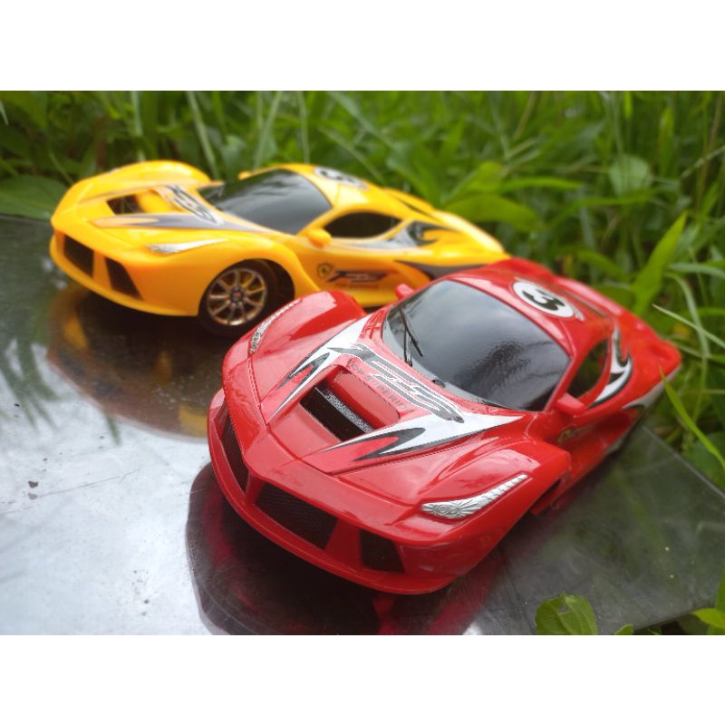 Bộ đồ chơi xe ô tô điều khiển từ xa siêu ngầu cho bé