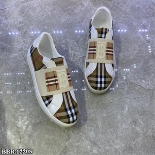giày lười burberry màu vàng kèm ảnh thật