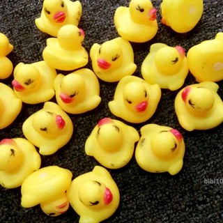 ĐỒ CHƠI CON VỊT THẢ BỒN TẮM CHO BÉ