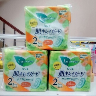 Băng vệ sinh Laurier Nhật