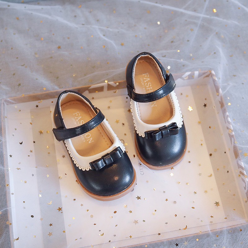 Giày búp bê da PU bé gái - giày bệt đính nơ viền ren xinh xắn có quai ngang cho bé đế mềm êm (sz21-sz30) (trắng,đen) 876