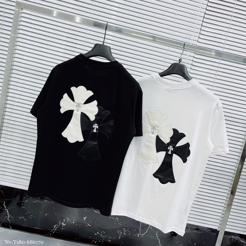Saint Laurent new hoạ tiết chữ thập thêu da