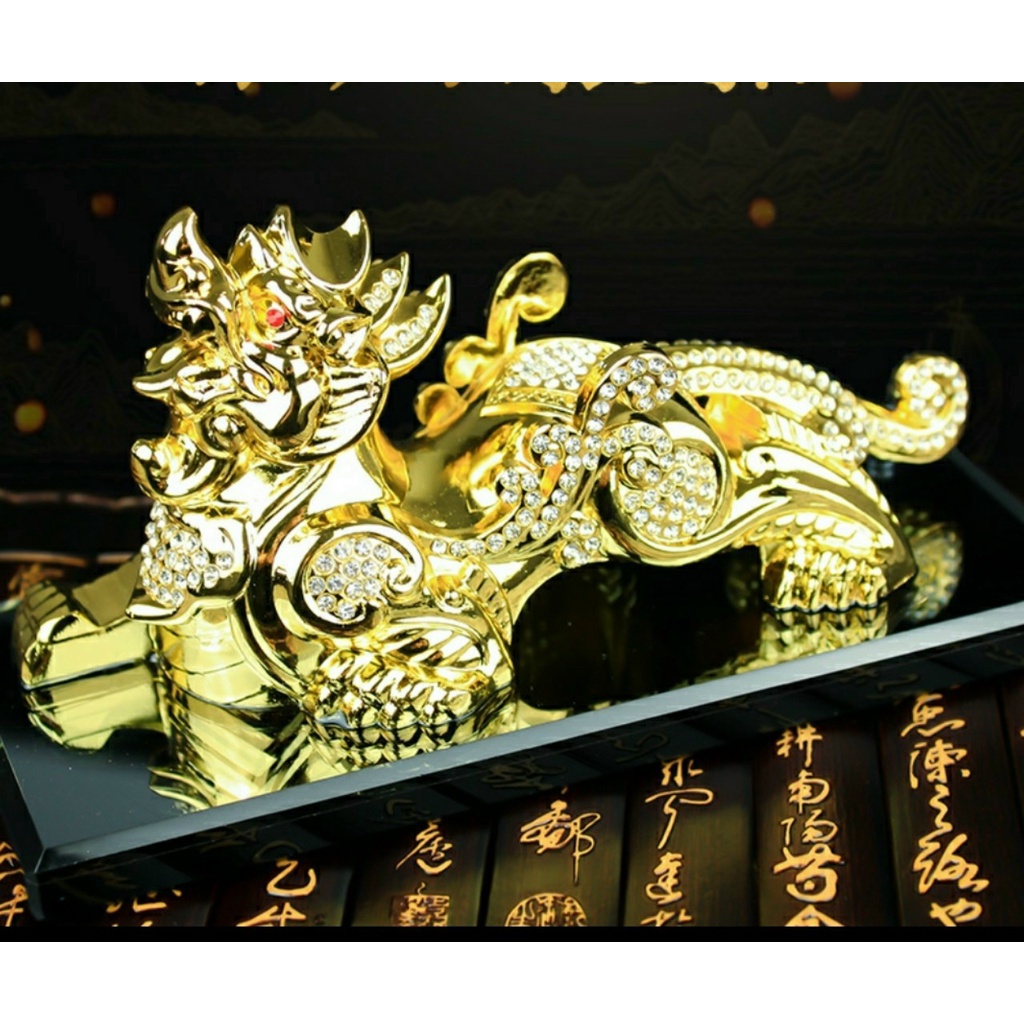Tượng Tỳ Hưu Mạ Vàng Dùng Để Trang Trí Taplo Ô Tô Kiêm Bình Đựng Nước Hoa Phong Thủy Làm Bằng Kẽm