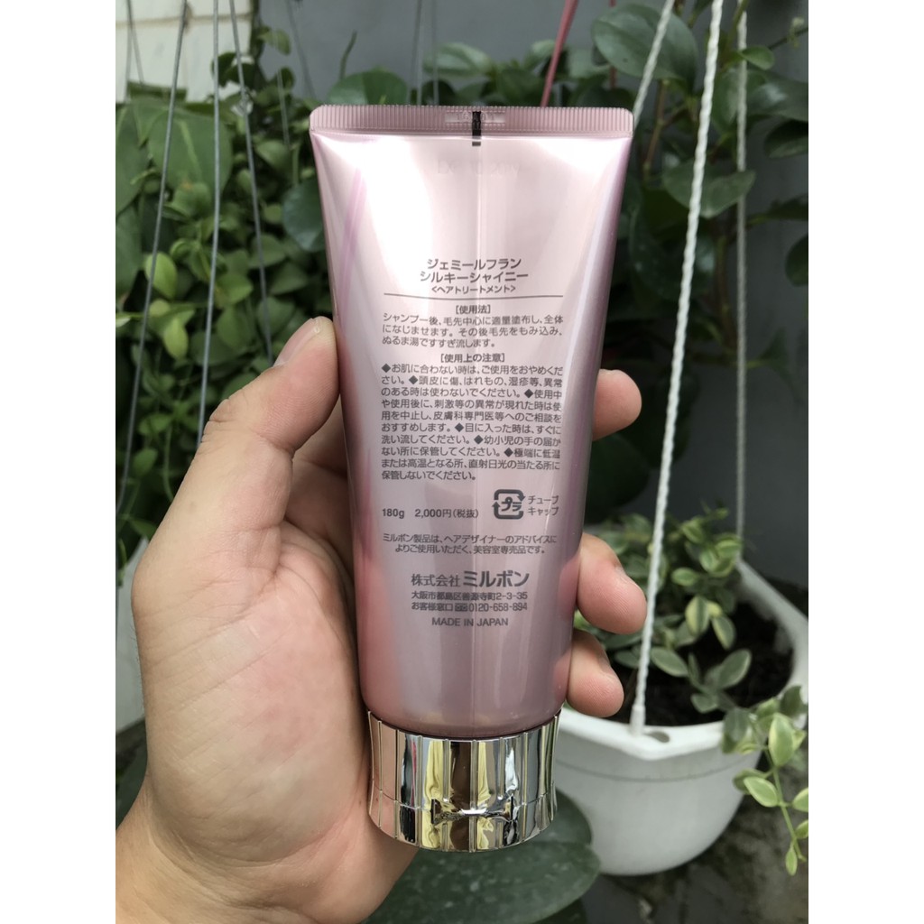 Kem xả cho tóc khô xơ hư tổn Milbon Jemile Fran Heatgloss Hair Treatment 180ml