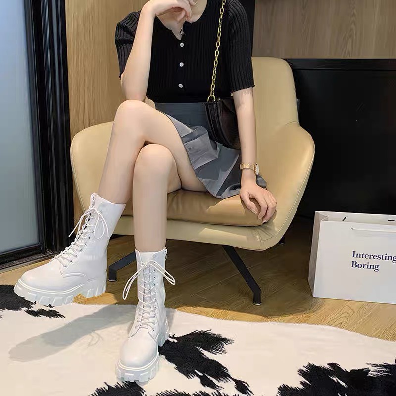 Giày bốt nữ chiến binh 190 cổ cao buộc dây kéo khoá cạnh da cao cấp đế răng cưa 5 cm thời trang ulzzang hàn quốc 2021 | BigBuy360 - bigbuy360.vn